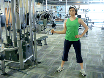 cable shoulder machine rotation internal exercise cross exercises workout sparkpeople shoulders gym demonstration arm rotator